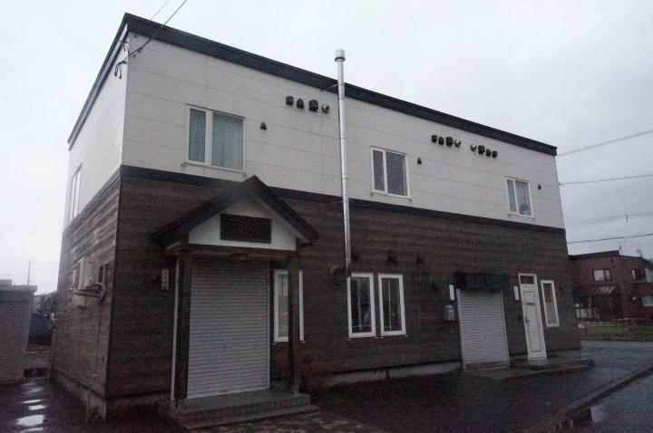 ビーンズ市庁舎前