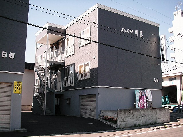 ハイツ川吉Ａ