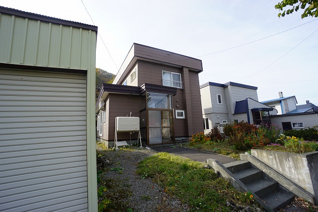 桂岡町戸建３２－５