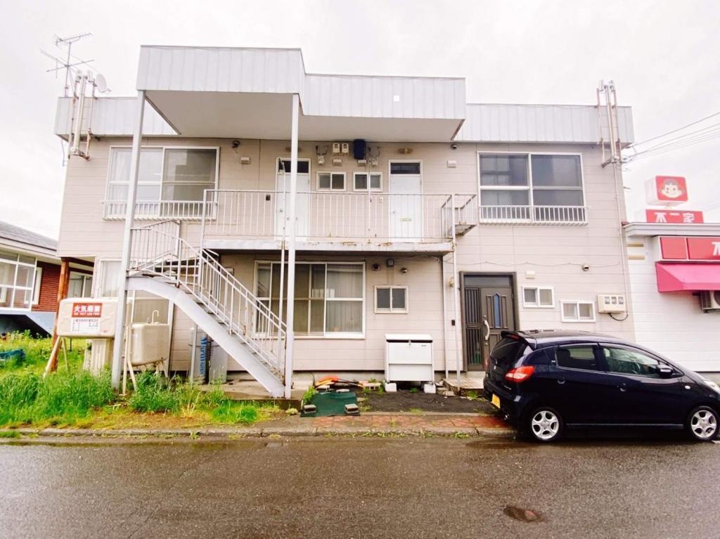 花川南８－３貸室