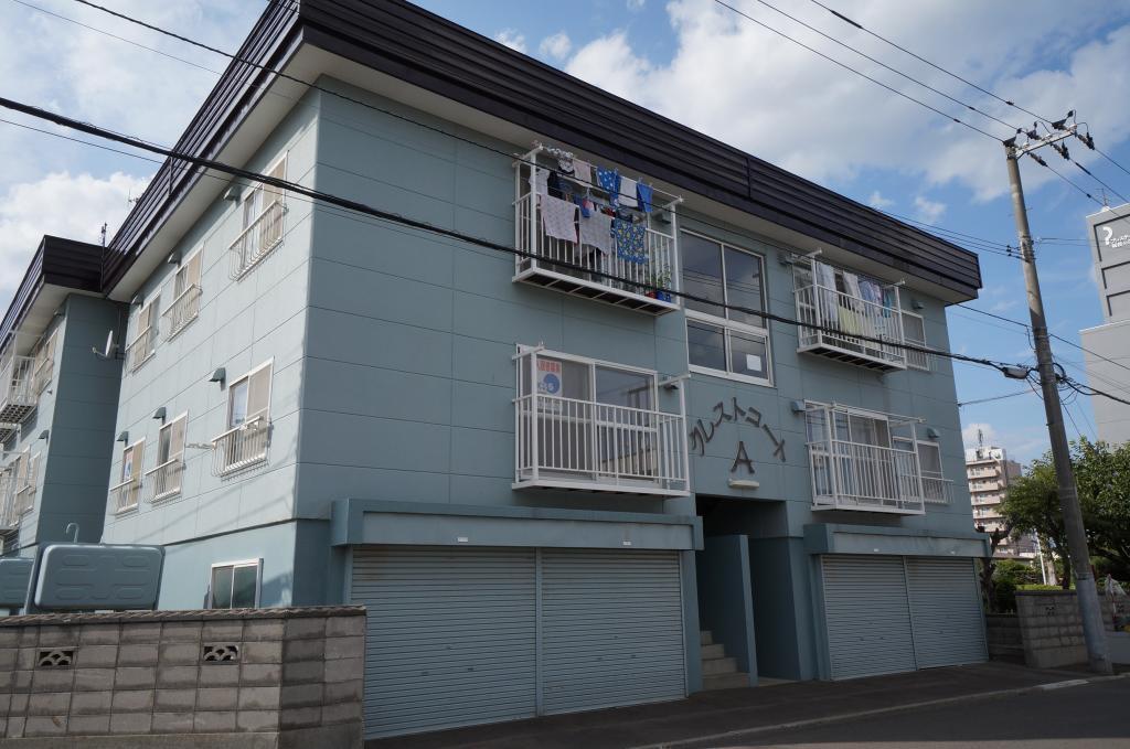 クレストコートＡ